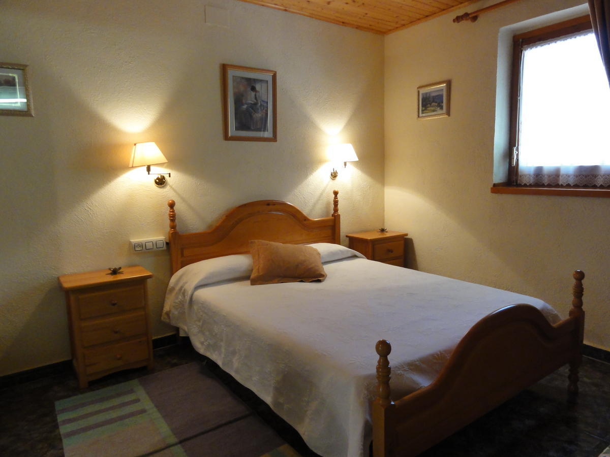Ca L'Amadeu Hotel Vilanova de Escornalbou Kamer foto
