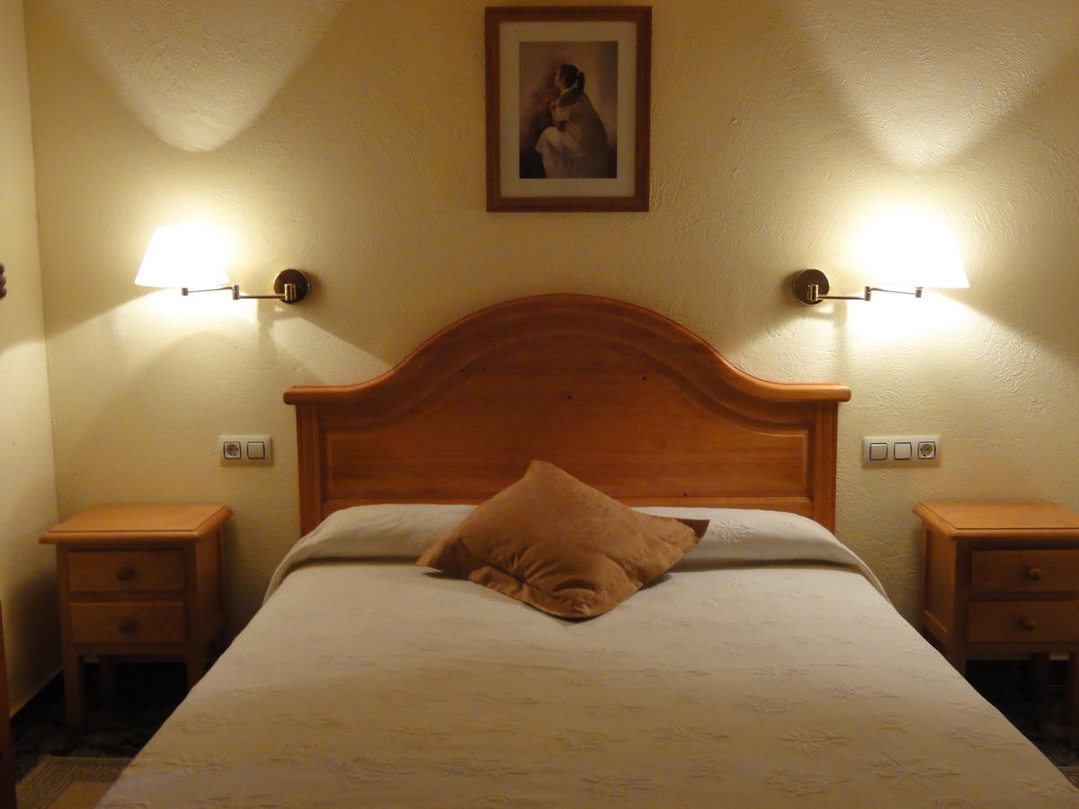 Ca L'Amadeu Hotel Vilanova de Escornalbou Kamer foto