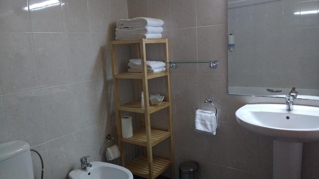 Ca L'Amadeu Hotel Vilanova de Escornalbou Buitenkant foto